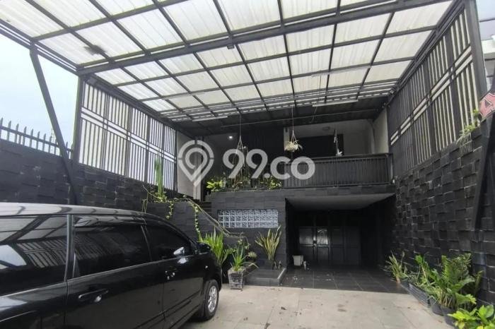 Unit Ruko Dijual di Kiaracondong Bandung Luas Bangunan 300m2 Unit Ruko Dijual di Kiaracondong Bandung Luas Bangunan 300m2