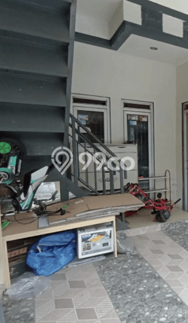 Rumah Strategis Modern Lb 120m2 di Antapani, Bandung Rumah Strategis Modern Lb 120m2 di Antapani, Bandung