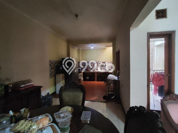 Rumah Siap Huni lokasi Batununggal, Bandung, LT 200m2m² LB 180m2m² Rumah Siap Huni lokasi Batununggal, Bandung, LT 200m2m² LB 180m2m²