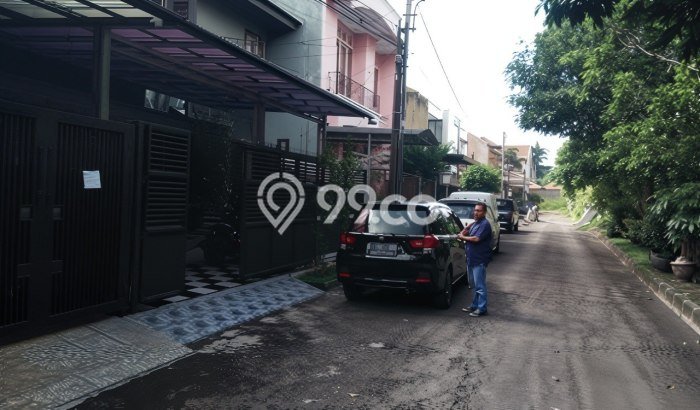 Dijual Hunian Rumah Terawat 3 KT di Taman Kopo Indah, Bandung Dijual Hunian Rumah Terawat 3 KT di Taman Kopo Indah, Bandung