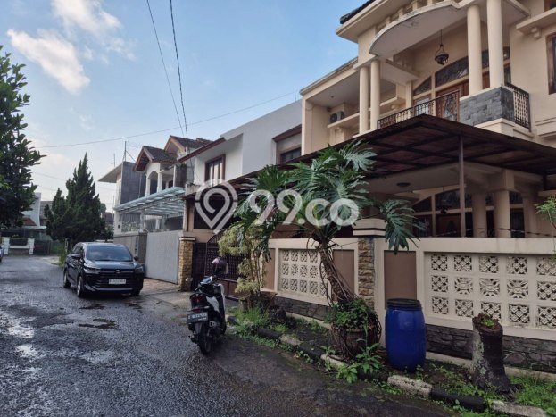 Rumah Bagus kawasan Cimahi Tengah, Cimahi, Luas 320m2m² LB 320m2m² HARGA MENARIK! Rumah Bagus kawasan Cimahi Tengah, Cimahi, Luas 320m2m² LB 320m2m² HARGA MENARIK!