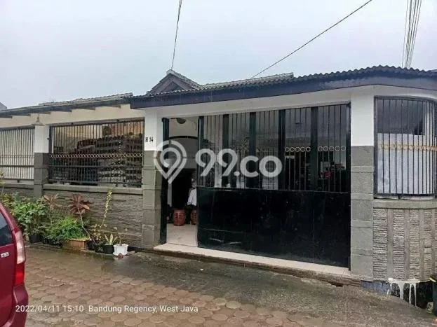 Rumah Nyaman area , Bandung, LT 160m2m² LB 130m2m² Rumah Nyaman area , Bandung, LT 160m2m² LB 130m2m²