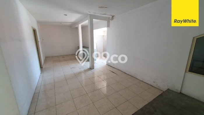 Ruko Kawasan Strategis Kawasan Ngagel, Luas 500m2m², Lokasi Strategis Ruko Kawasan Strategis Kawasan Ngagel, Luas 500m2m², Lokasi Strategis