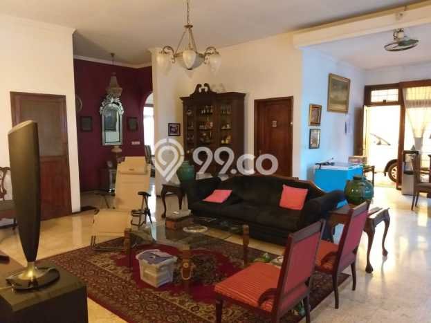 Rumah Elit LB 245m2 Siap Huni Desain Elegan di Jati Padang, Jakarta Selatan Rumah Elit LB 245m2 Siap Huni Desain Elegan di Jati Padang, Jakarta Selatan
