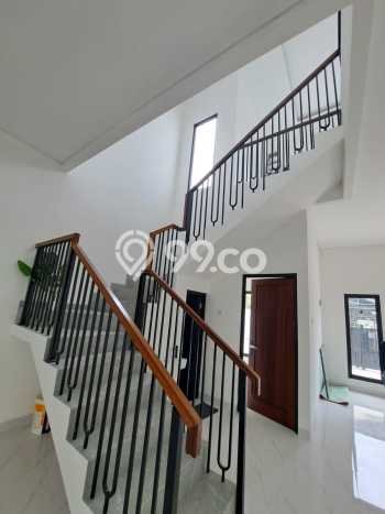 For Sale! Premium House LT 135m2 Desain Elegan di BSD Kencana Loka For Sale! Premium House LT 135m2 Desain Elegan di BSD Kencana Loka