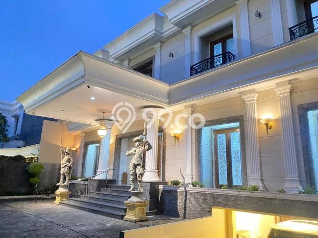 Hot Offer Hunian Premium Ideal dan Luas di Menteng, Jakarta Pusat Hot Offer Hunian Premium Ideal dan Luas di Menteng, Jakarta Pusat