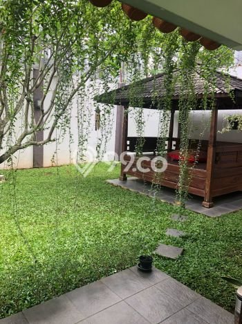 Rumah Elit LB 200m2 Siap Huni Desain Elegan di BSD City, Tangerang Rumah Elit LB 200m2 Siap Huni Desain Elegan di BSD City, Tangerang