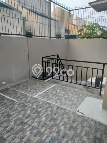 For Sale Hunian Rumah Nyaman 3 KT di BSD Eminent, Tangerang For Sale Hunian Rumah Nyaman 3 KT di BSD Eminent, Tangerang