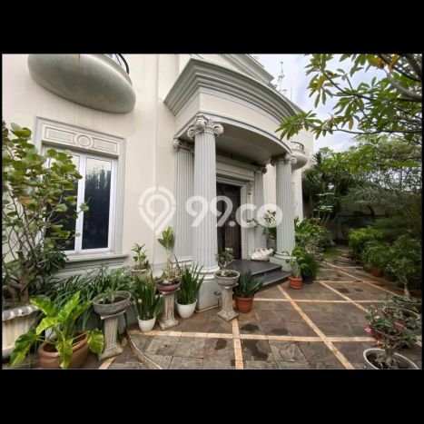 Siap Huni Rumah Mewah 5 Kamar di Jagakarsa Dekat ke Mana Pun Siap Huni Rumah Mewah 5 Kamar di Jagakarsa Dekat ke Mana Pun
