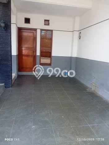 Rumah di , 3 KT, Konsep Minimalis, LT 98m2m² LB 123m2m² Rumah di , 3 KT, Konsep Minimalis, LT 98m2m² LB 123m2m²
