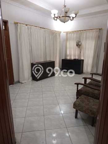 Disewakan! Rumah 4 Kamar Tidur &
3 Kamar Mandi di Soekarno Hatta, Bandung Disewakan! Rumah 4 Kamar Tidur &
3 Kamar Mandi di Soekarno Hatta, Bandung