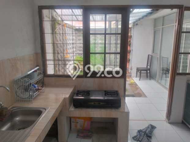 Lokasi strategis! Rumah siap huni dikontrakkan di Arcamanik LB 108m2 Lokasi strategis! Rumah siap huni dikontrakkan di Arcamanik LB 108m2
