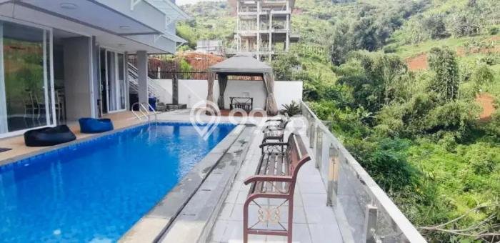 INVESTASI TEPAT! Rumah di Dago, LT 320m2m² LB 246m2m² INVESTASI TEPAT! Rumah di Dago, LT 320m2m² LB 246m2m²