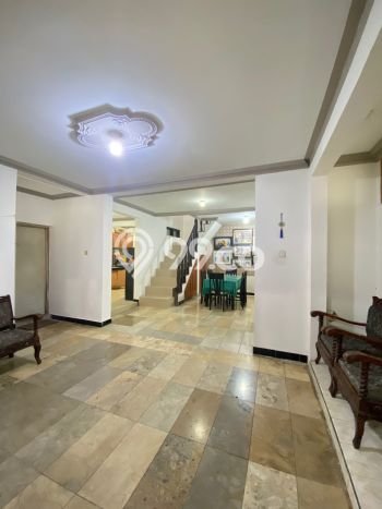 Dijual Rumah 6 Kamar Lokasi Ideal Bagus dan Strategis di Lembang Dijual Rumah 6 Kamar Lokasi Ideal Bagus dan Strategis di Lembang
