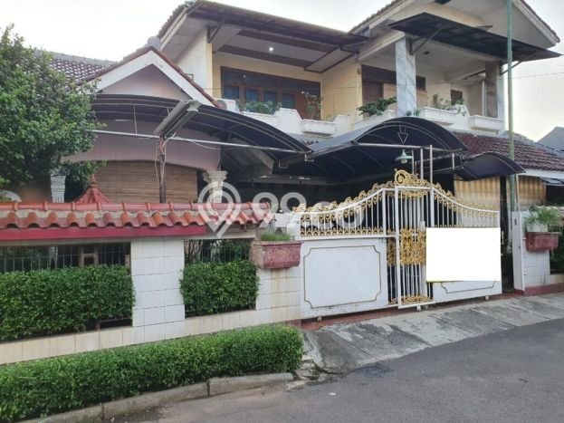 Rumah Luxury Modern Tanpa Renovasi di Pekayon Bekasi Rumah Luxury Modern Tanpa Renovasi di Pekayon Bekasi