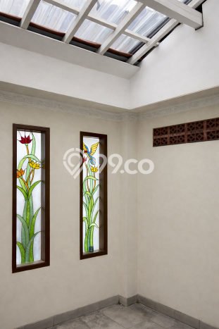Hunian Elit LB 217m2 Siap Huni Desain Elegan di Klender, Jakarta Timur Hunian Elit LB 217m2 Siap Huni Desain Elegan di Klender, Jakarta Timur