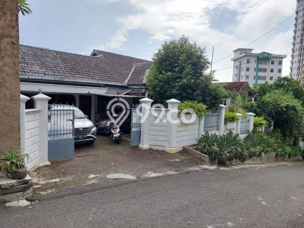 Siap Huni Hunian Elit 8 Kamar di Mampang Prapatan Dekat ke Mana Pun Siap Huni Hunian Elit 8 Kamar di Mampang Prapatan Dekat ke Mana Pun