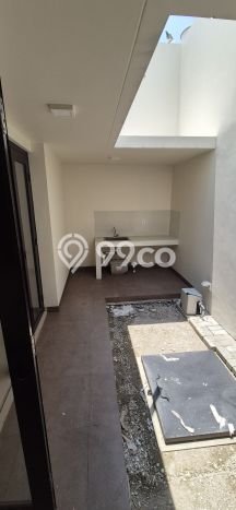 Jual Rumah Mewah Megah Dengan View Eksklusif di Summarecon Crown Gading, Bekasi Jual Rumah Mewah Megah Dengan View Eksklusif di Summarecon Crown Gading, Bekasi