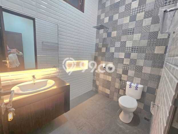 For Sale Rumah Elit Exclusive di Duren Sawit, Jakarta Timur For Sale Rumah Elit Exclusive di Duren Sawit, Jakarta Timur