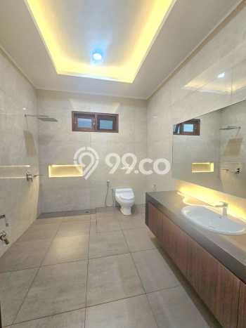 For Sale Rumah Elit Exclusive di Duren Sawit, Jakarta Timur For Sale Rumah Elit Exclusive di Duren Sawit, Jakarta Timur