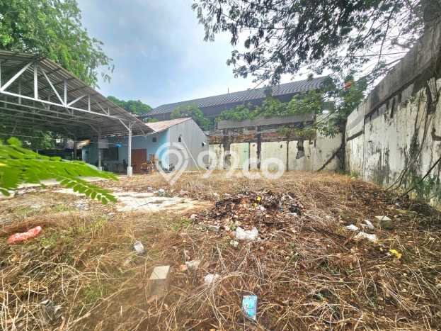 Tanah Dijual Lokasi Strategis di Jakarta Timur dengan Luas 208m2 Tanah Dijual Lokasi Strategis di Jakarta Timur dengan Luas 208m2