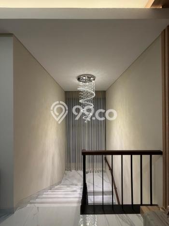Ready to Use! Premium House LT 160m2 Desain Modern di Alam Sutera Ready to Use! Premium House LT 160m2 Desain Modern di Alam Sutera