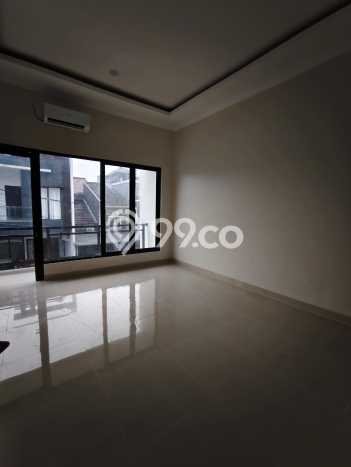 Dijual Cepat Rumah Favorit Siap Huni LB 120m2 di Serpong, Tangerang Selatan Dijual Cepat Rumah Favorit Siap Huni LB 120m2 di Serpong, Tangerang Selatan