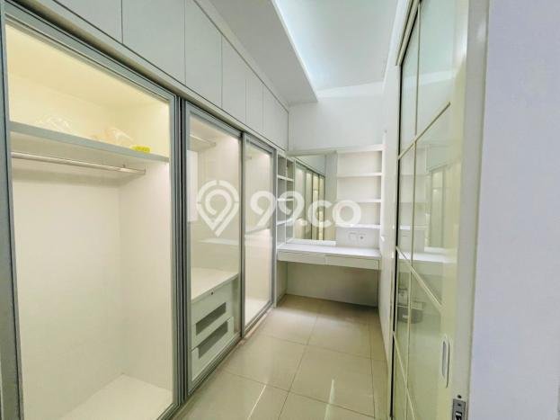 Siap Huni Rumah Mewah 5 Kamar di Serpong Dekat ke Mana Saja Siap Huni Rumah Mewah 5 Kamar di Serpong Dekat ke Mana Saja