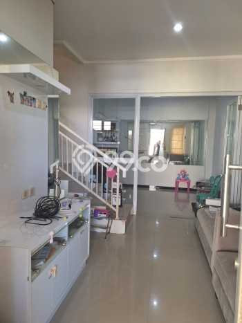 Hunian Nyaman Asri 3 KT Siap Pakai di Green Lake City Jakarta Barat Hunian Nyaman Asri 3 KT Siap Pakai di Green Lake City Jakarta Barat