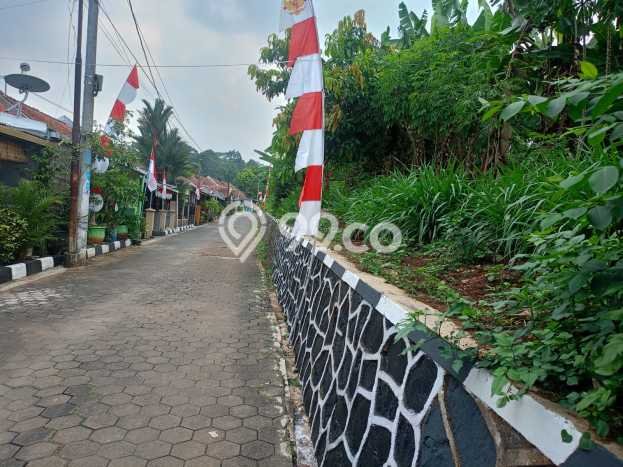 AREA PROSPEKTIF! Tanah di Banyumanik, Luas 5112m2m², Akses Transportasi, Kawasan Berkembang AREA PROSPEKTIF! Tanah di Banyumanik, Luas 5112m2m², Akses Transportasi, Kawasan Berkembang