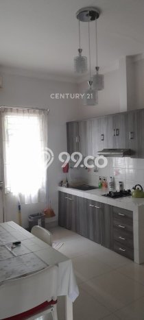 HOT DEAL! Rumah di Lippo Cikarang, 3 KT, Area Strategis, Luas 215m2m² LB 85m2m² HOT DEAL! Rumah di Lippo Cikarang, 3 KT, Area Strategis, Luas 215m2m² LB 85m2m²