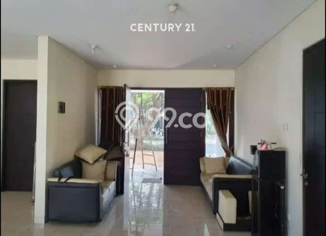 Disewakan! Rumah 3 Kamar Tidur &
3 Kamar Mandi di Jababeka, Bekasi Disewakan! Rumah 3 Kamar Tidur &
3 Kamar Mandi di Jababeka, Bekasi