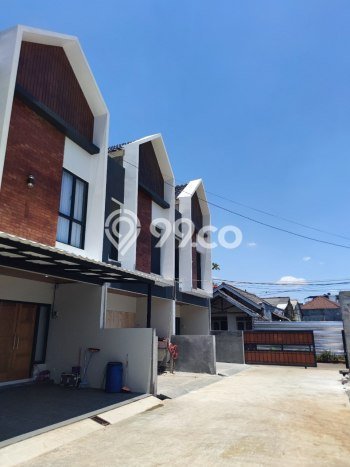 Rumah Modern 3 KT di Bambu Apus Jakarta Timur Semi Furnished Rumah Modern 3 KT di Bambu Apus Jakarta Timur Semi Furnished