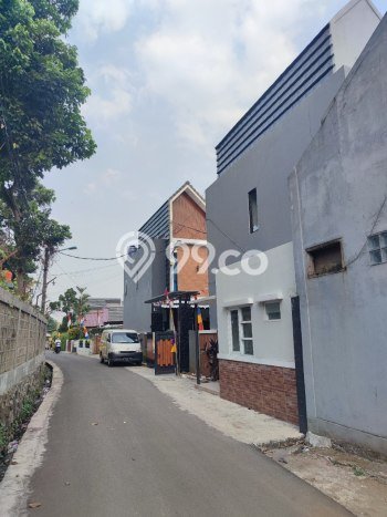 For Sale Hunian Rumah Terawat 3 Kamar di Cibubur, Jakarta Timur For Sale Hunian Rumah Terawat 3 Kamar di Cibubur, Jakarta Timur