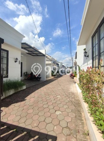 Rumah Modern 2 KT di Kukusan Depok Semi Furnished Rumah Modern 2 KT di Kukusan Depok Semi Furnished