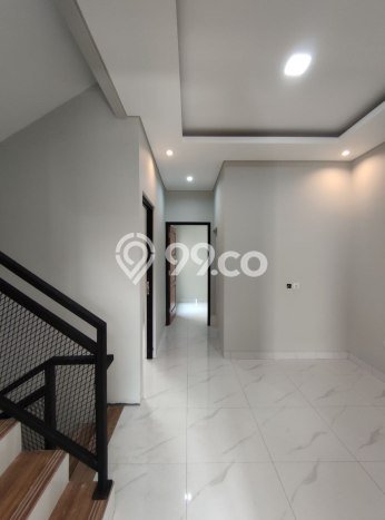 Dijual Rumah Modern 5 KT di Cibubur, Jakarta Timur Dijual Rumah Modern 5 KT di Cibubur, Jakarta Timur
