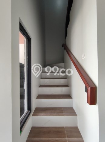 Rumah Modern 3 KT di Bambu Apus Jakarta Timur Semi Furnished Rumah Modern 3 KT di Bambu Apus Jakarta Timur Semi Furnished