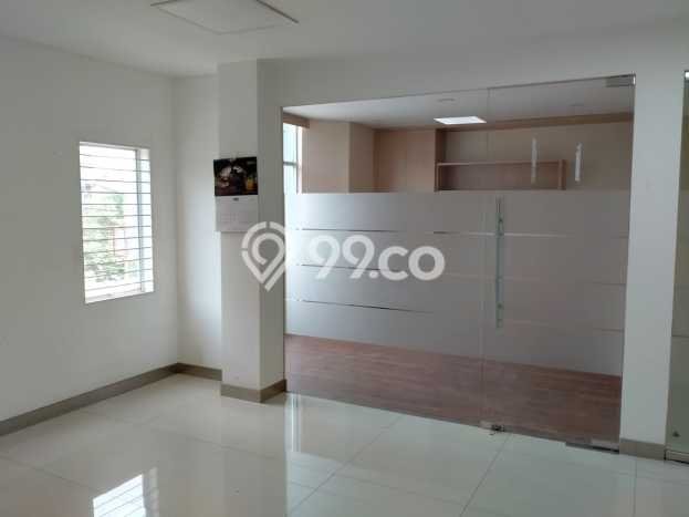 Unit Ruko Dijual di Surabaya LT 144m2 & LB 495m2 Unit Ruko Dijual di Surabaya LT 144m2 & LB 495m2
