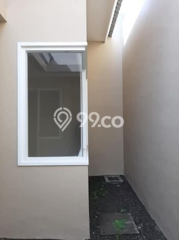 Rumah Luas Asri 3 KT Siap Huni di Pondok Tjandra Sidoarjo Rumah Luas Asri 3 KT Siap Huni di Pondok Tjandra Sidoarjo
