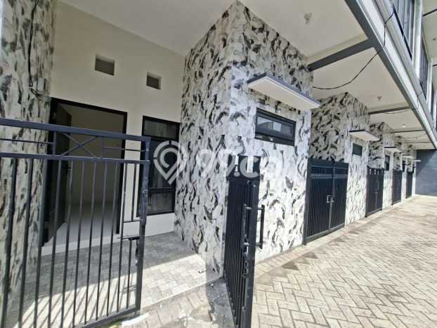 Rumah Modern Cantik 3 KT Siap Huni di Tambaksari Rumah Modern Cantik 3 KT Siap Huni di Tambaksari