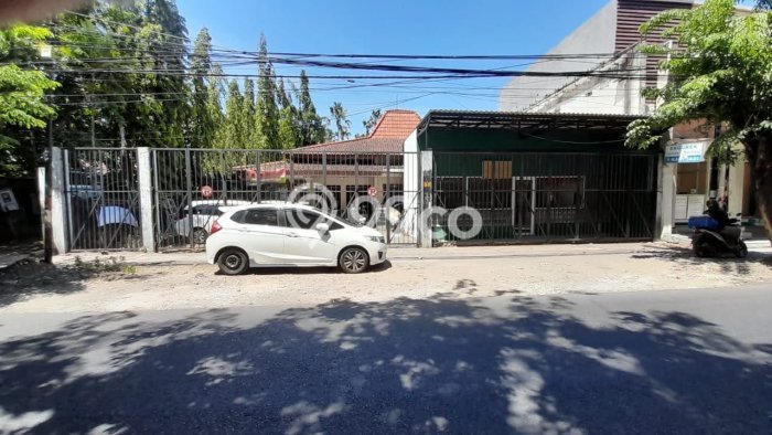 Hunian Mewah Siap Huni LT 700m2 di Sukolilo, Surabaya Hunian Mewah Siap Huni LT 700m2 di Sukolilo, Surabaya