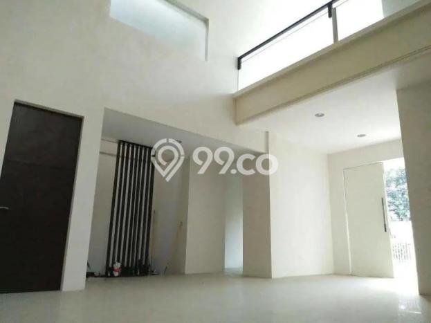 Jual Rumah Luas Megah Dengan View Eksklusif di Nginden, Surabaya Jual Rumah Luas Megah Dengan View Eksklusif di Nginden, Surabaya