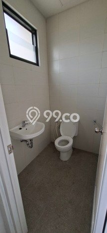 Ruko Bagus Dijual LB 425m2 Lokasi Strategis Surabaya Area Cocok untuk Berbisnis Ruko Bagus Dijual LB 425m2 Lokasi Strategis Surabaya Area Cocok untuk Berbisnis