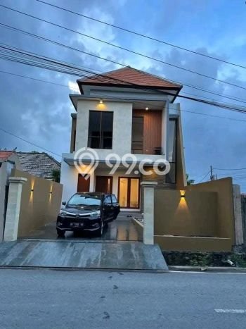 Ready to Use! Luxury House LT 135m2 Desain Elegan di Renon Ready to Use! Luxury House LT 135m2 Desain Elegan di Renon