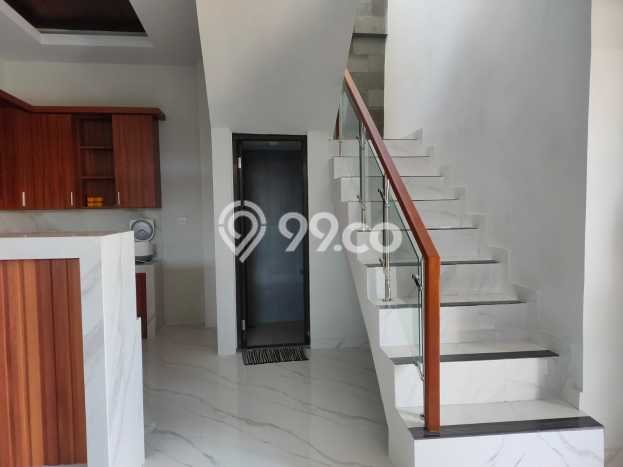 NEW LISTING! Rumah Strategis di Denpasar Timur, Luas 100m2m² Bangunan 120m2m² NEW LISTING! Rumah Strategis di Denpasar Timur, Luas 100m2m² Bangunan 120m2m²