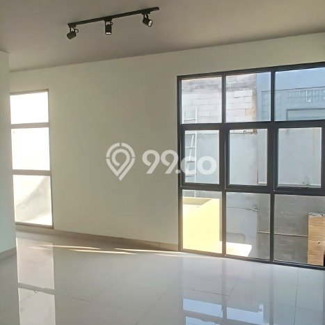 Rumah Elit LB 148m2 Siap Pakai Desain Elegan di BSD Kencana Loka, Tangerang Rumah Elit LB 148m2 Siap Pakai Desain Elegan di BSD Kencana Loka, Tangerang