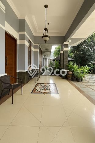 Ready to Use! Premium House LT 1650m2 Desain Elegan di Cibubur Ready to Use! Premium House LT 1650m2 Desain Elegan di Cibubur