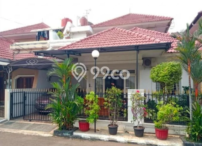 Jual Rumah Favorit Siap Huni LB 240m2 di Duren Sawit, Jakarta Timur Jual Rumah Favorit Siap Huni LB 240m2 di Duren Sawit, Jakarta Timur