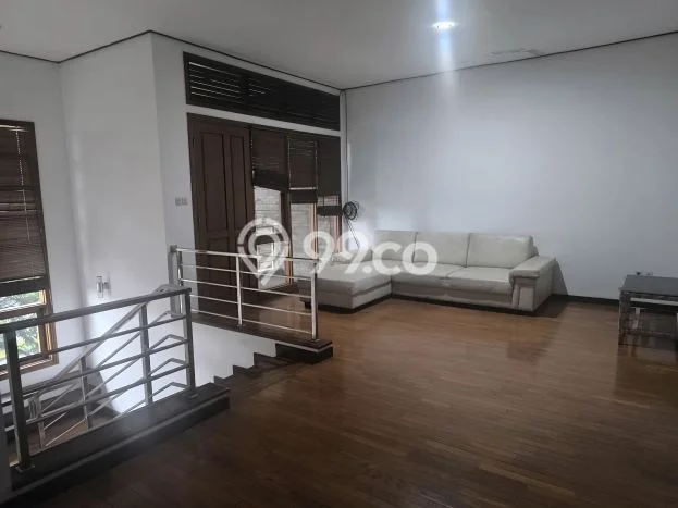 PRIME LOCATION! Rumah area Batununggal, 9 KT, Lingkungan Tenang, Luas 450m2m² LB 400m2m² PRIME LOCATION! Rumah area Batununggal, 9 KT, Lingkungan Tenang, Luas 450m2m² LB 400m2m²