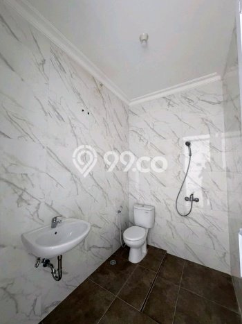 Jual Rumah Eksklusif 5 KT di Surabaya Kota, Surabaya Jual Rumah Eksklusif 5 KT di Surabaya Kota, Surabaya